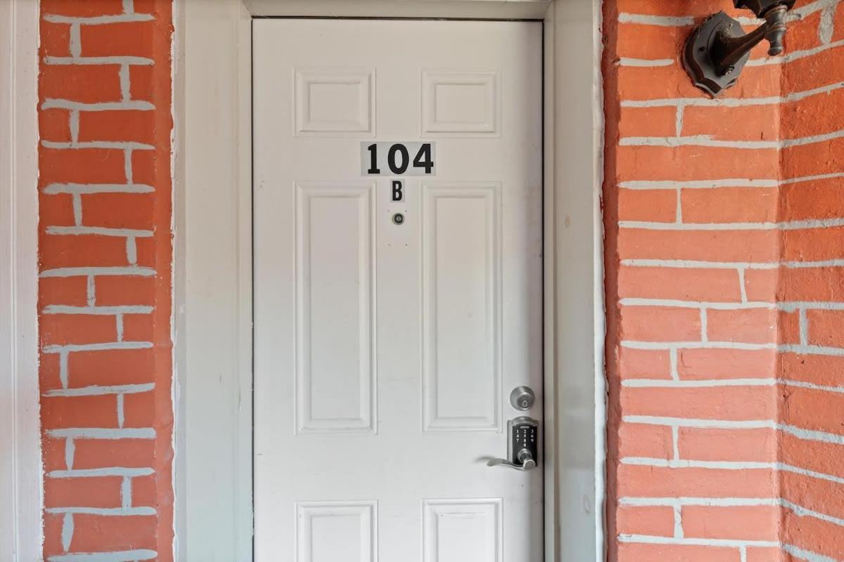 Entire 1-Br Apt In Noma Eckington Washington Exterior foto