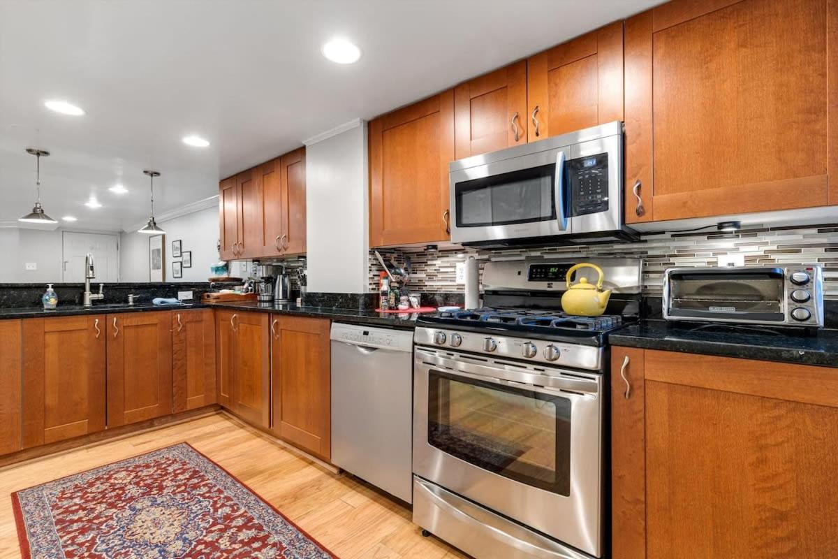 Entire 1-Br Apt In Noma Eckington Washington Exterior foto